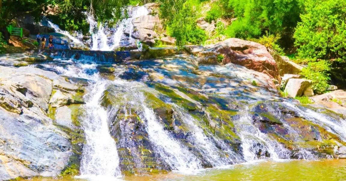 រមណីដ្ឋានធម្មជាតិ ទឹកធ្លាក់ភ្នំខៀវ