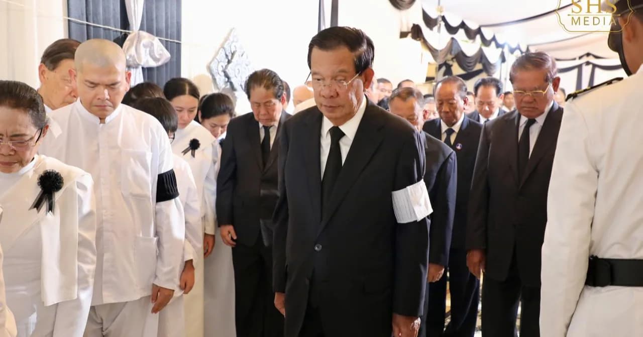 សម្តេចតេជោ ហ៊ុន សែន អញ្ជើញគោរពវិញ្ញាណក្ខន្ធសព ឯកឧត្តម បណ្ឌិតសភាចារ្យ ច័ន្ទ សារុន