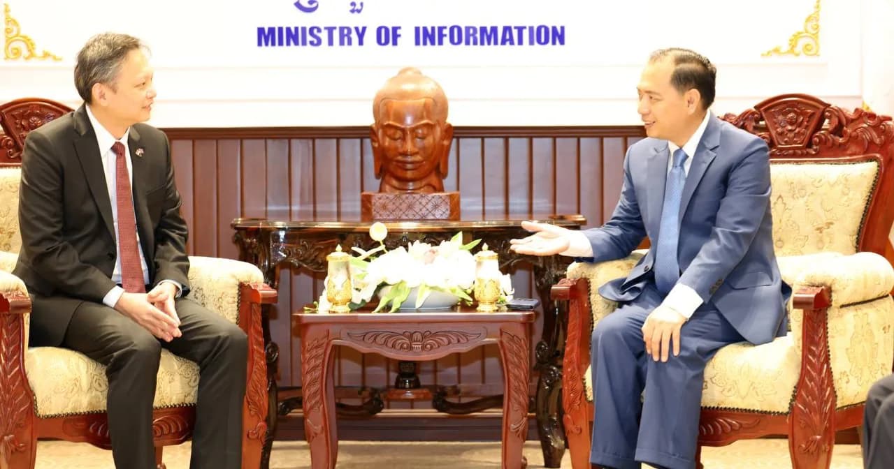 ជំនួបរវាងរដ្ឋមន្ត្រី នេត្រ ភក្ត្រា និងទូតថ្មីសិង្ហបុរី ផ្តោតសំខាន់លើកិច្ចសហប្រតិបត្តិការវិស័យព័ត៌មាន ការប្រយុទ្ធប្រឆាំងព័ត៌មានក្លែងក្លាយ