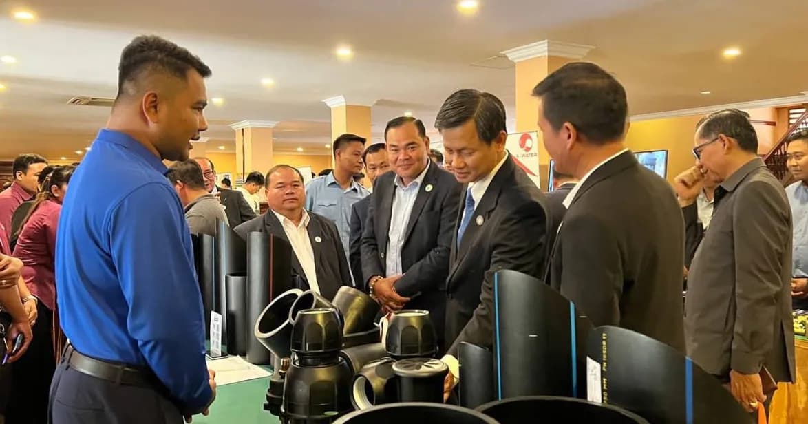 សមាគមអ្នកផ្គត់ផ្គង់ទឹកស្អាតកម្ពុជាបើកកិច្ចប្រជុំថ្នាក់តំបន់ដើម្បីជំរុញឱ្យមានកំណើនប្រជាពលរដ្ឋទទួលបានទឹកស្អាតប្រកបដោយគុណភាព សុវត្ថិភាព និរន្តរភាពនិងថ្លៃសមរម្យ