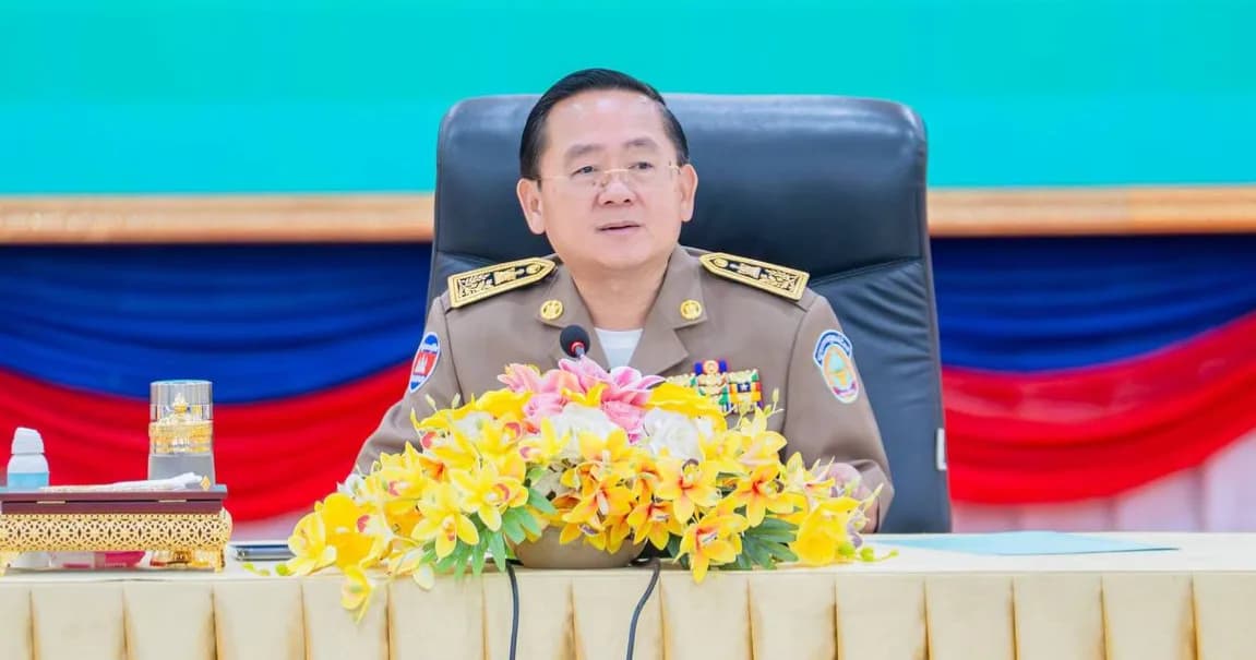 ឯកឧត្តម សុខ លូ ណែនាំម្ចាស់ចំការ និងអាជីវករលក់ដូរក្នុងព្រឹត្តិការណ៍ពិព័រណ៍ផ្លែឈើបាត់ដំបងត្រូវលក់ដូរក្នុងតម្លៃសមរម្យមិនត្រូវឆ្លៀតឱកាសដំឡើងថ្លៃឡើយ