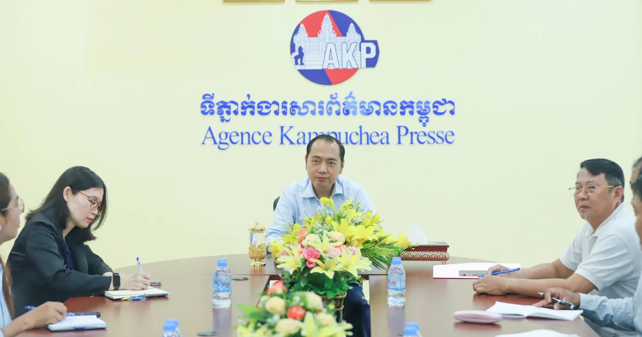 ឯកឧត្តម នេត្រ ភក្រ្តា អញ្ជើញជាអធិបតីវគ្គបណ្តុះបណ្តាលផ្នែកថតរូប សម្រាប់មន្ត្រី AKP RNK និង INB