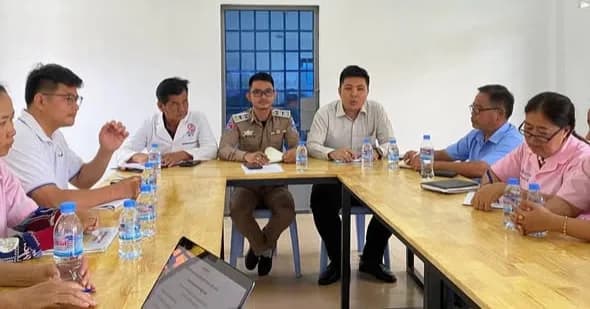 ក្រុមការងារបច្ចេកទេសមន្ទីរសុខាភិបាលខេត្តព្រះសីហនុ ចុះត្រួតពិនិត្យហេដ្ឋារចនាសម្ព័ន្ធ និងដឹកនាំកិច្ចប្រជុំប្រចាំខែនៅមណ្ឌលសុខភាពស្រុកស្ទឹងហាវ