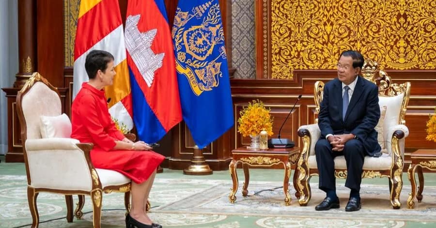 សម្តេចតេជោ ហ៊ុន សែន ប្រមុខរដ្ឋស្តីទី ទទួលជួបឯកអគ្គរដ្ឋទូតអាល្លឺម៉ង់ថ្មី ប្រចាំកម្ពុជា
