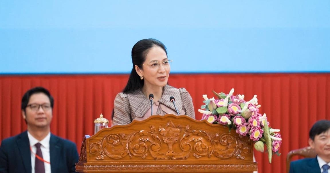 លោកជំទាវបណ្ឌិត ពេជ ចន្ទមុន្នី អញ្ជើញបើកពិព័រណ៍ជំនាញសិក្សា និងការងារនៅសាលាតិចណូ