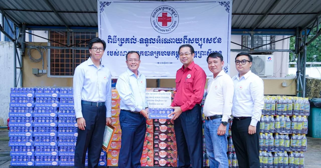 សាខាកាកបាទក្រហមកម្ពុជា ខេត្តព្រះសីហនុ ទទួលអំណោយសប្បុរសធ៌មពីក្រុមហ៊ុន ខ្មែរ ហាប់ សឹសូលិន ឯ.ក ដើម្បីជួយដល់ប្រជាពលរដ្ឋងាយរងគ្រោះ
