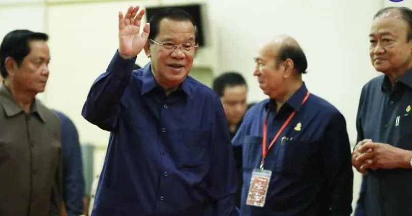 សម្តេចតេជោ ហ៊ុន សែន អញ្ជើញសំណេះសំណាលជាមួយមន្ត្រីរាជការ និងអាជ្ញាធរមូលដ្ឋានខេត្តសៀមរាប និងឧត្តរមានជ័យ ចេញផ្សាយ ថ្ងៃទី ១០ ខែ មិថុនា ឆ្នាំ ២០២៦
