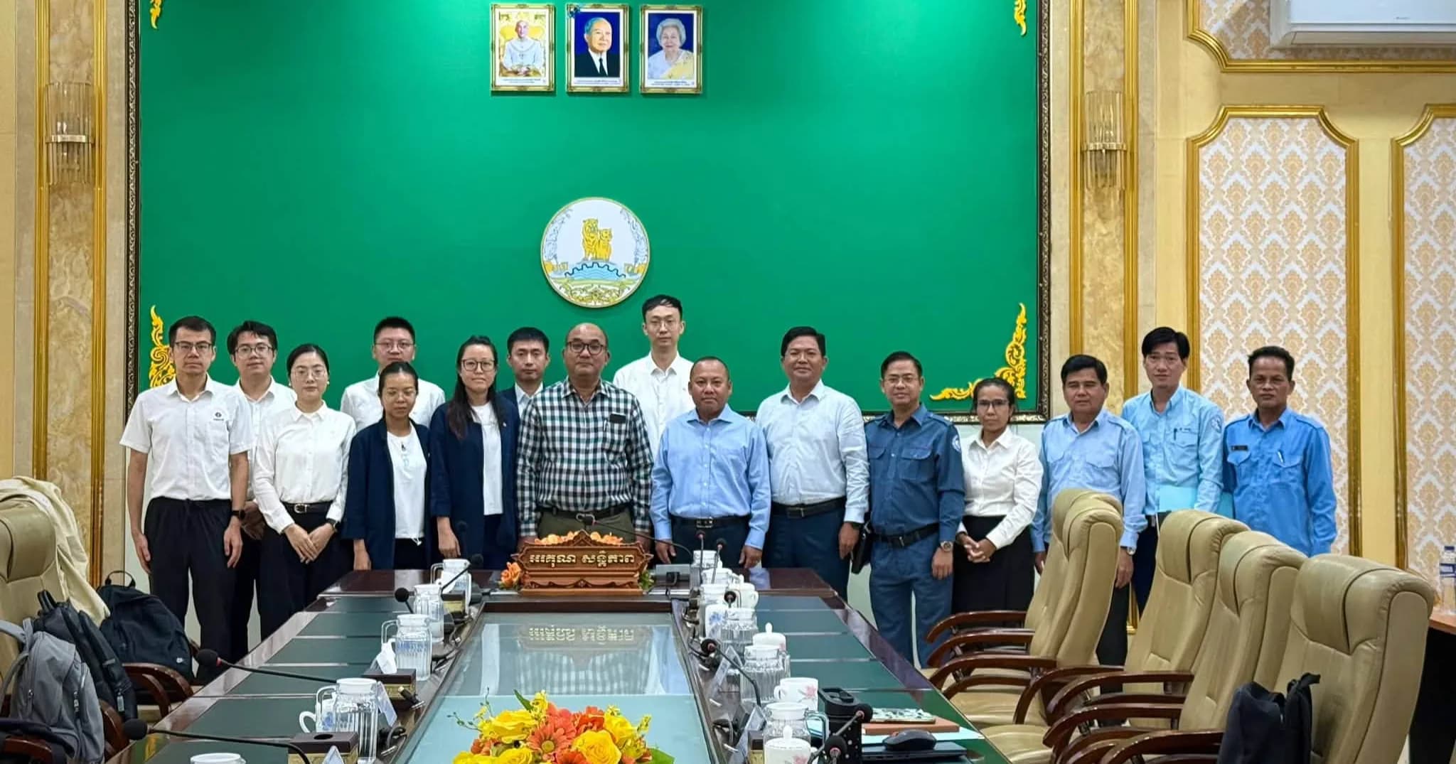កិច្ចប្រជុំពិភាក្សាការងាររវាងរដ្ឋបាលខេត្តព្រះសីហនុ គណៈកម្មាធិការជាតិគ្រប់គ្រង និងអភិវឌ្ឍន៍តំបន់ឆ្នេរ និងក្រុមហ៊ុន Power China
