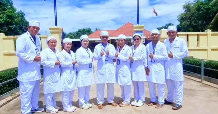 រដ្ឋបាលឃុំ និងមណ្ឌលសុខភាពសានគរ ខិតខំអនុវត្តតាមគោលការណ៍ណែនាំរបស់រាជរដ្ឋាភិបាល និងក្រសួងសុខាភិបាល ដើម្បីផ្តល់សេវាសុខភាពជូនប្រជាពលរដ្ឋ កាត់បន្ថយហានិភ័យ និងគ្រោះថ្នាក់ផ្សេងៗឱ្យកាន់តែមានប្រសិទ្ធភាព ប្រកបដោយក្រមសីលធម៌ និងវិជ្ជាជីវៈ