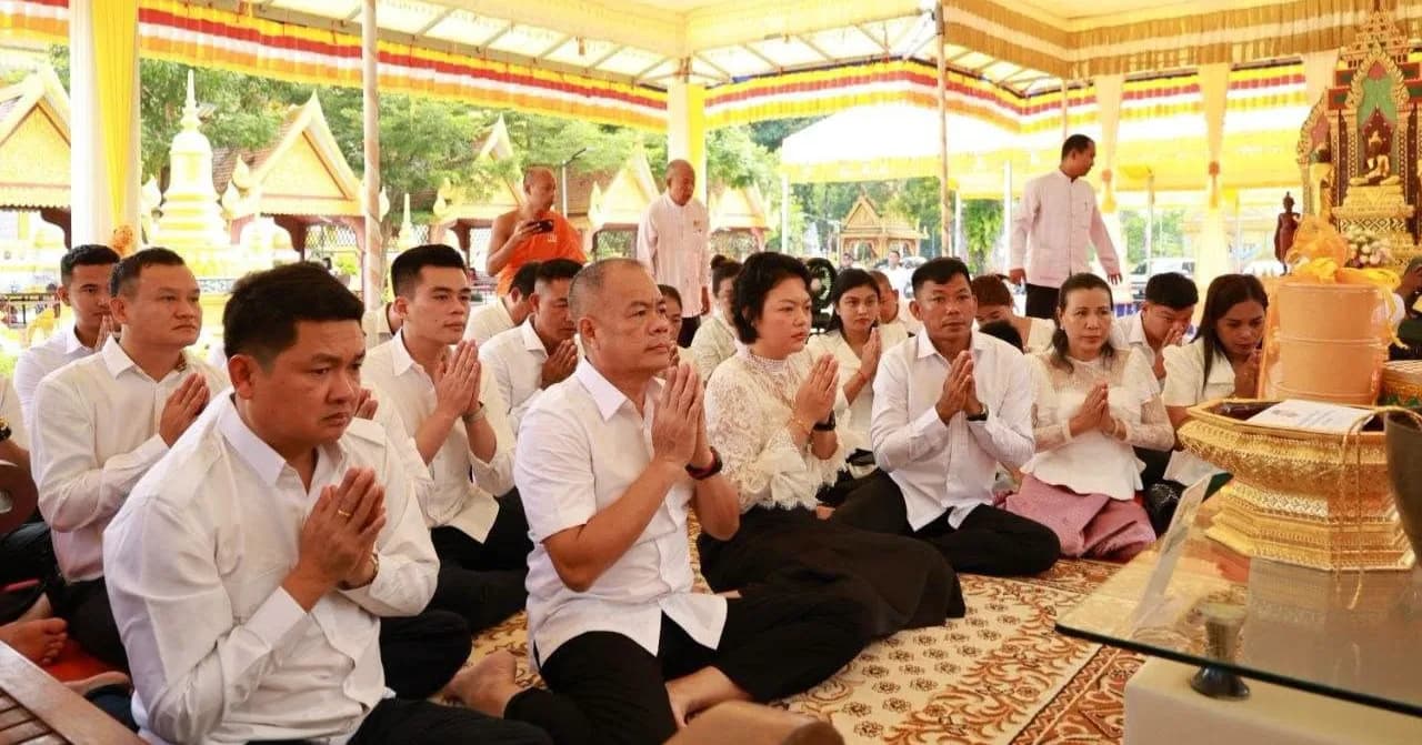 លោកឧត្តមសេនីយ៍ត្រី ហេង ប៊ុនទី មេបញ្ជាការកងរាជអាវុធហត្ថខេត្តព្រះសីហនុ និងសហការី អញ្ជើញចូលរួមពិធីបុណ្យកាន់បិណ្ឌវេនទី៧ និងប្រគេនទេយ្យទានដល់វត្តចំនួន០៧ ក្នុងខេត្ត