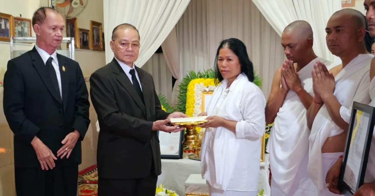 ថ្នាក់ដឹកនាំក្រសួងធម្មការ និងសាសនា អញ្ជើញជាអធិបតីក្នុងពិធីបូជាសព អតីតប្រធានមន្ទីរធម្មការ និងសាសនាខេត្តប៉ៃលិន