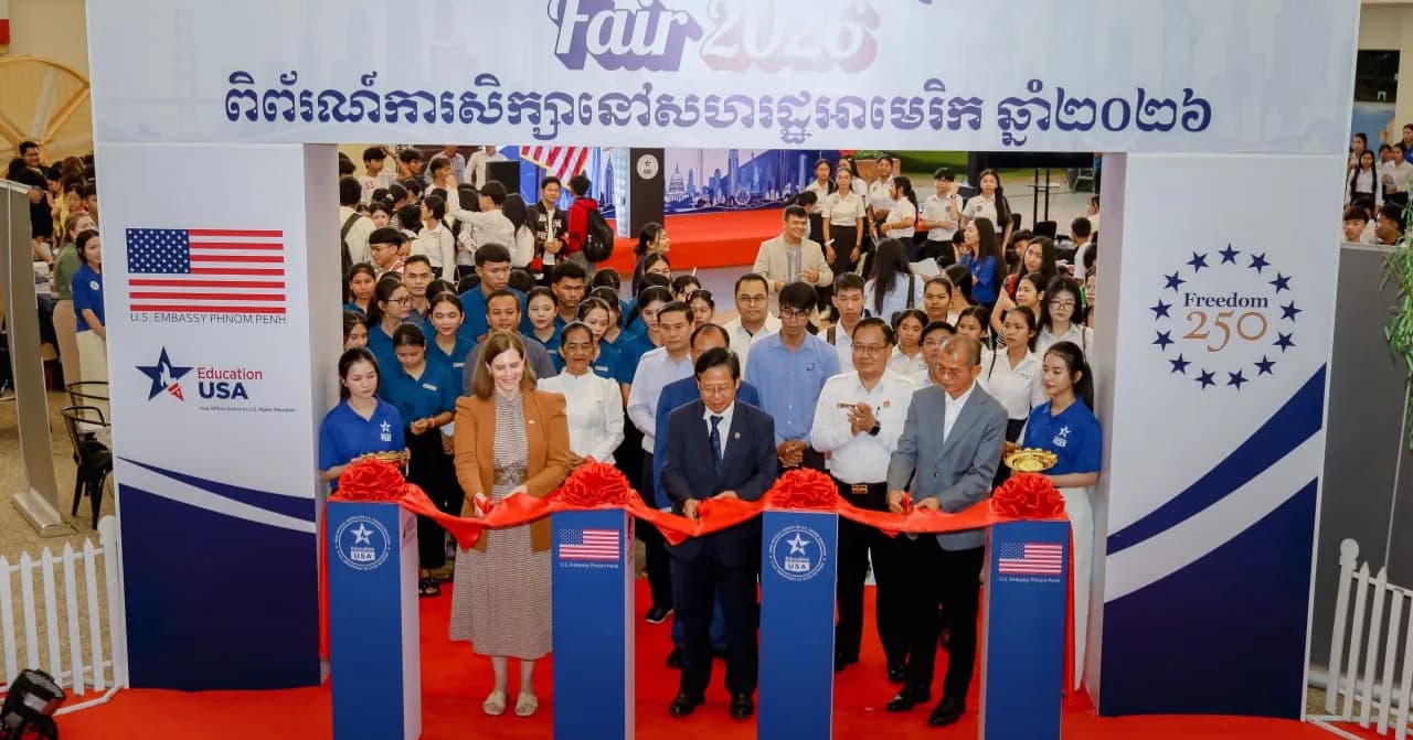 ស្ថានទូតអាមេរិក ប្រចាំកម្ពុជា រៀបចំពិព័រណ៍ការសិក្សានៅសហរដ្ឋអាមេរិក ឆ្នាំ២០២៦