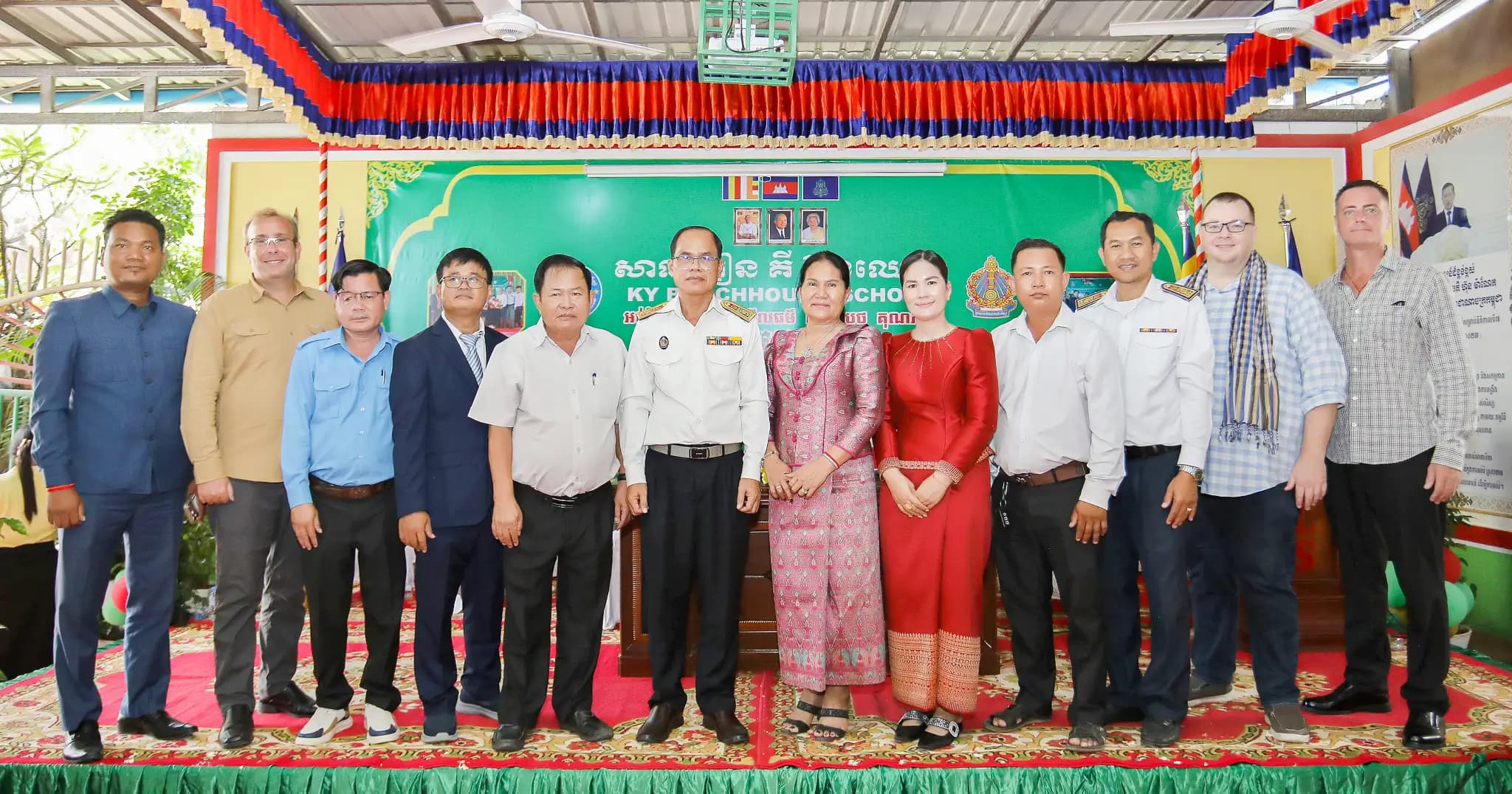 សាលារៀន គី ប៊ុនឈោង ក្នុងស្រុកព្រៃនប់ ពង្រីកកម្រិតបណ្តុះបណ្តាលពីចំណេះទូទៅដល់ជំនាញកុំព្យូទ័រ ទទួលស្គាល់ដោយក្រសួងអប់រំ